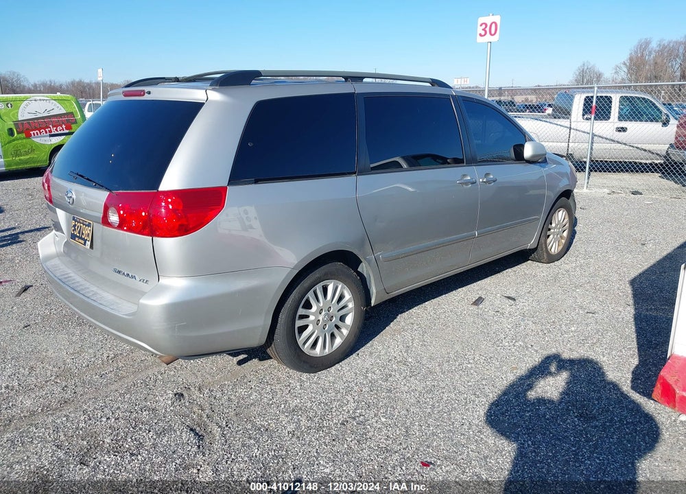 2007 TOYOTA SIENNA XLE VIN: 5TDZK22C07S028005