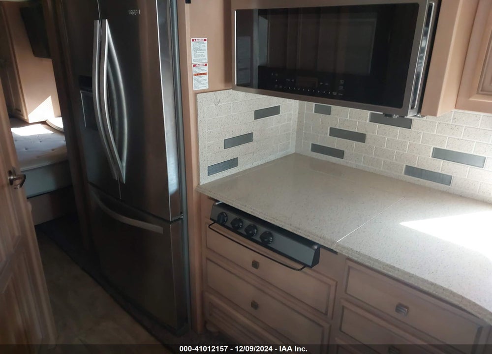 2019 FREIGHTLINER CHASSIS XC VIN: 4UZACHFC2KCKU9196