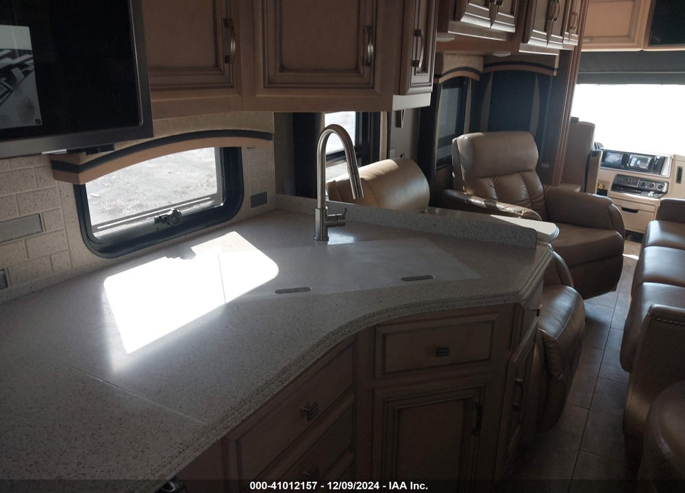 2019 FREIGHTLINER CHASSIS XC VIN: 4UZACHFC2KCKU9196