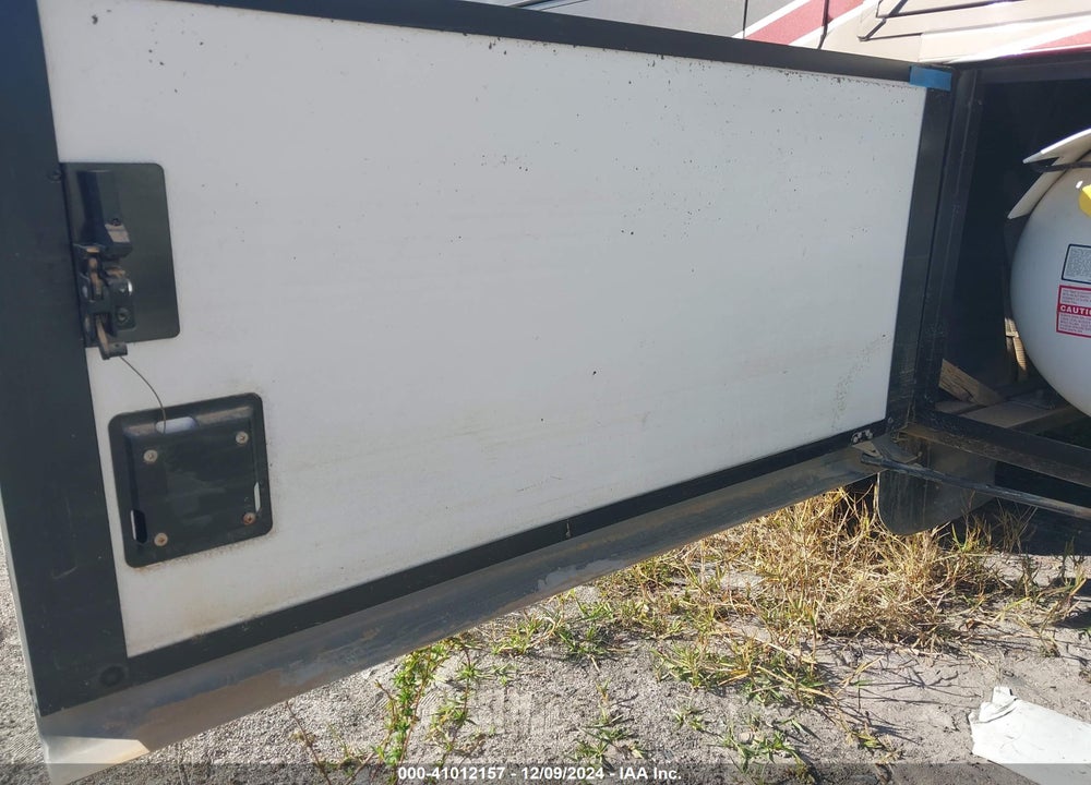 2019 FREIGHTLINER CHASSIS XC VIN: 4UZACHFC2KCKU9196