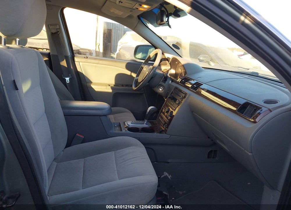 2007 FORD FIVE HUNDRED SEL VIN: 1FAHP24147G156806