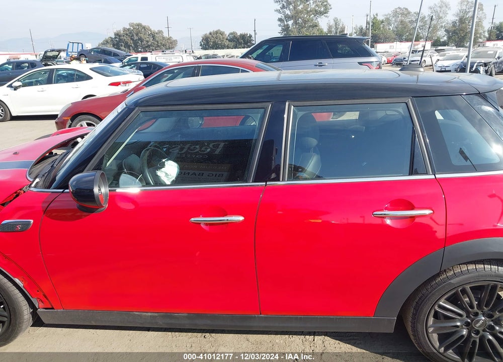 2022 MINI HARDTOP COOPER S VIN: WMW53DK0XN2R05081