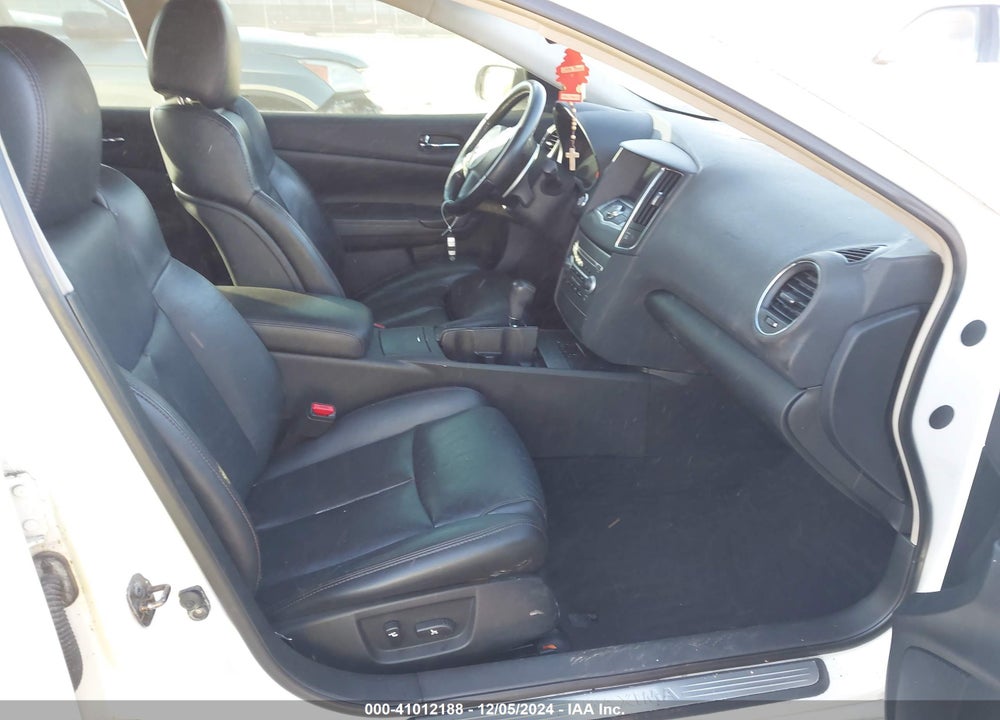 2010 NISSAN MAXIMA 3.5 SV VIN: 1N4AA5AP7AC811570