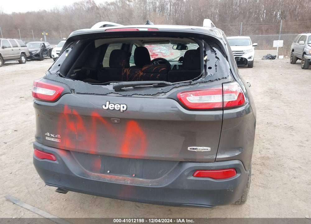 2014 JEEP CHEROKEE LATITUDE VIN: 1C4PJMCB8EW167730