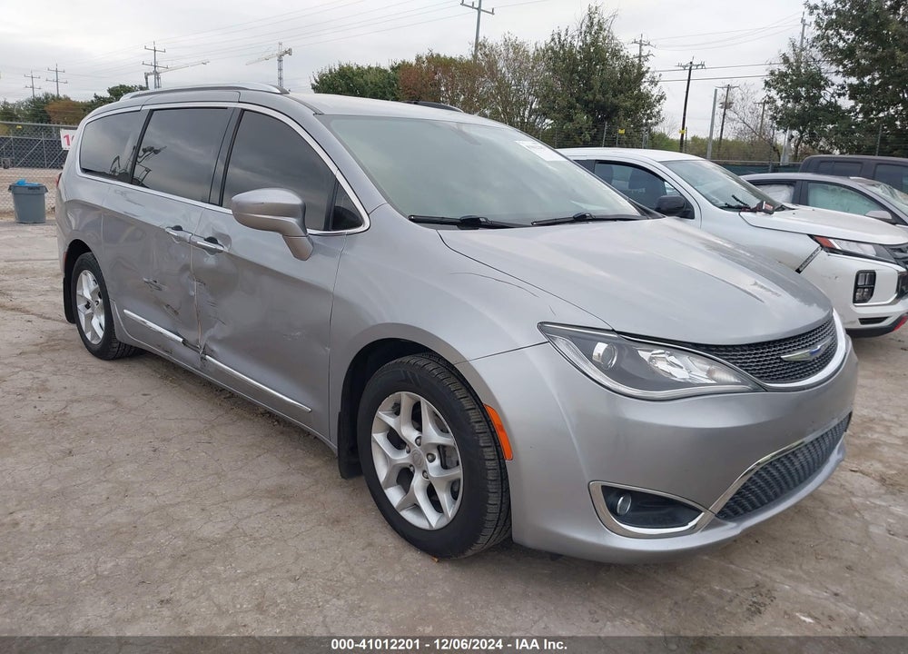 2020 CHRYSLER PACIFICA TOURING L VIN: 2C4RC1BG7LR115025