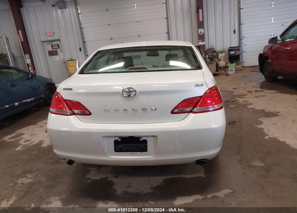2010 TOYOTA AVALON XLS VIN: 4T1BK3DB2AU361302