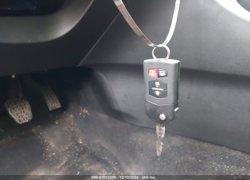 2010 MAZDA 3 I TOURING VIN: JM1BL1SG0A1172489