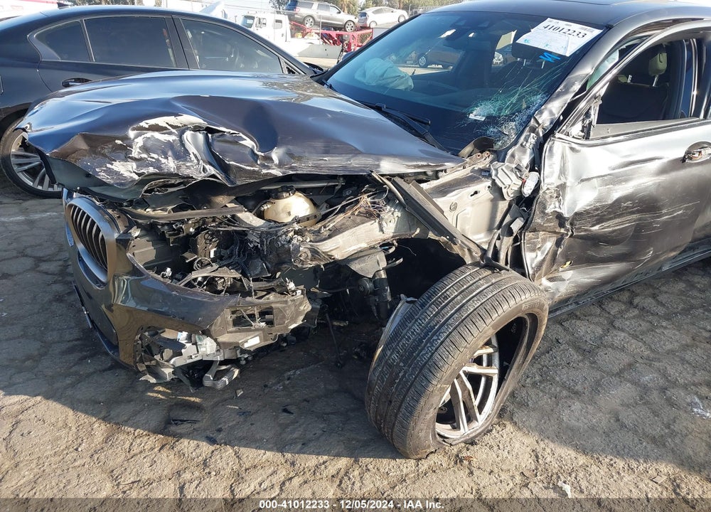 2019 BMW X4 M40I VIN: 5UXUJ5C54KLJ64077