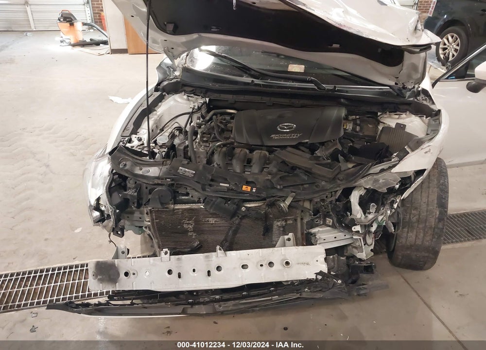 2017 MAZDA MAZDA6 VIN: JM1GL1V51H1113705
