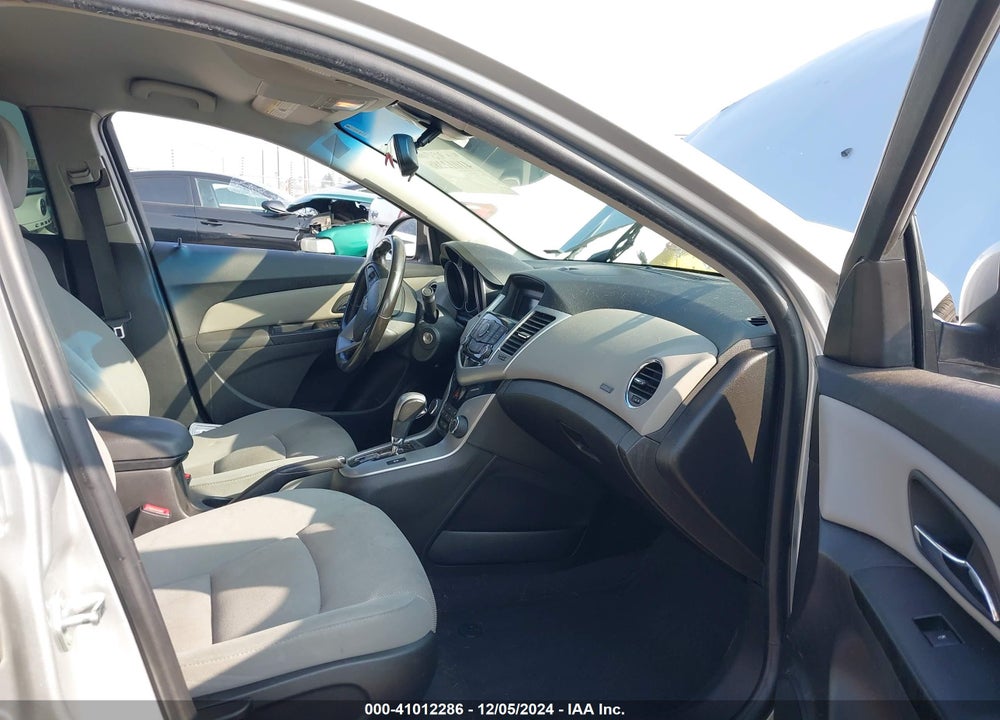 2014 CHEVROLET CRUZE 1LT AUTO VIN: 1G1PC5SB7E7366577