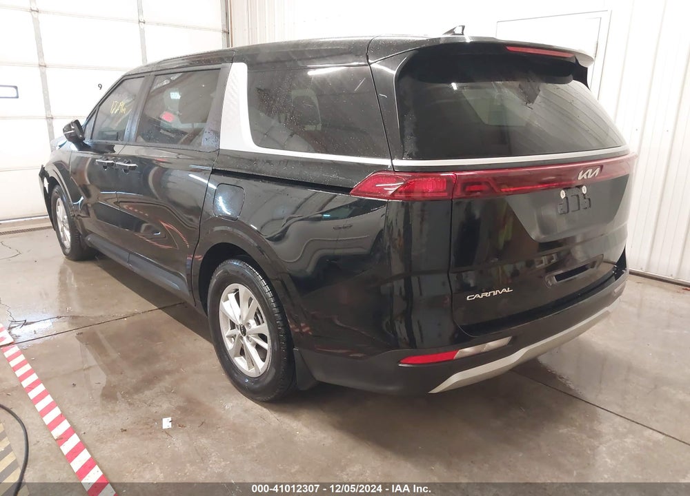 2024 KIA CARNIVAL MPV LX SEAT PACKAGE VIN: KNDNB4H33R6400022