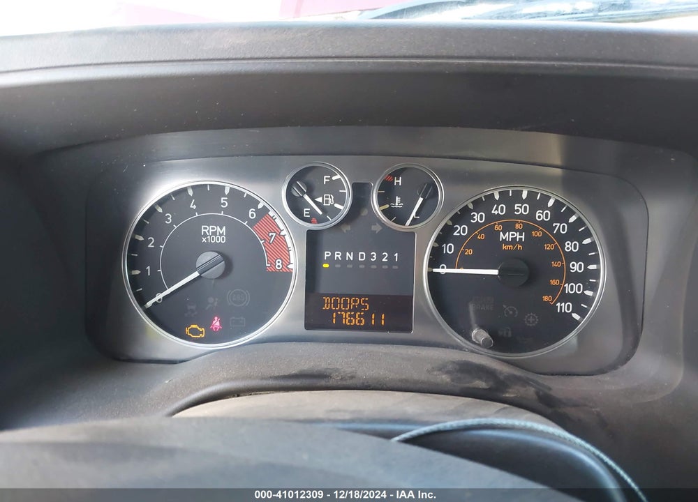 2009 HUMMER H3 SUV VIN: 5GTEN13E098103317