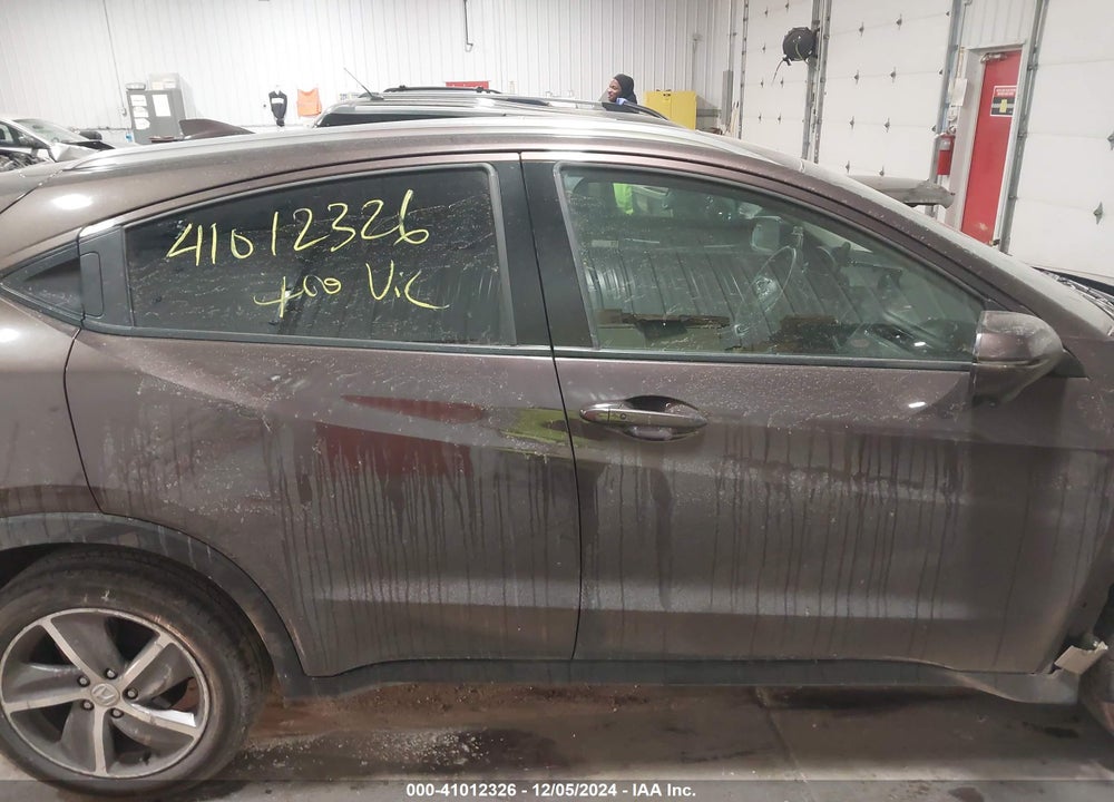 2022 HONDA HR-V AWD EX VIN: 3CZRU6H53NM707347