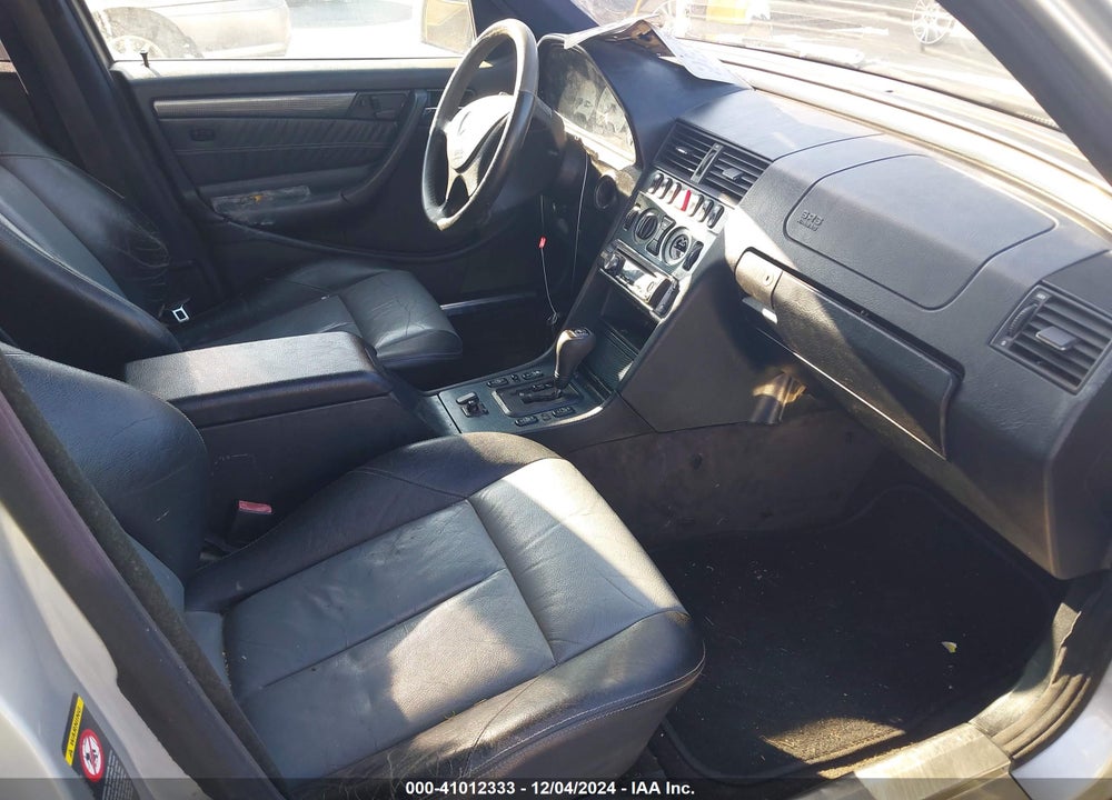 2000 MERCEDES-BENZ C 230 KOMPRESSOR VIN: WDBHA24G6YA867443