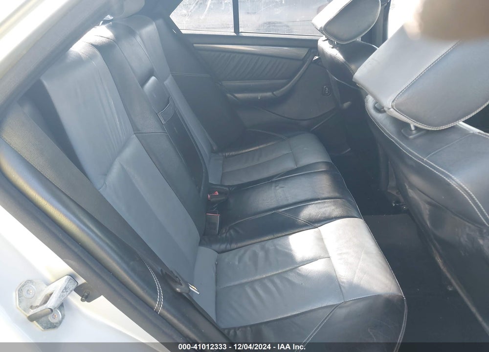 2000 MERCEDES-BENZ C 230 KOMPRESSOR VIN: WDBHA24G6YA867443