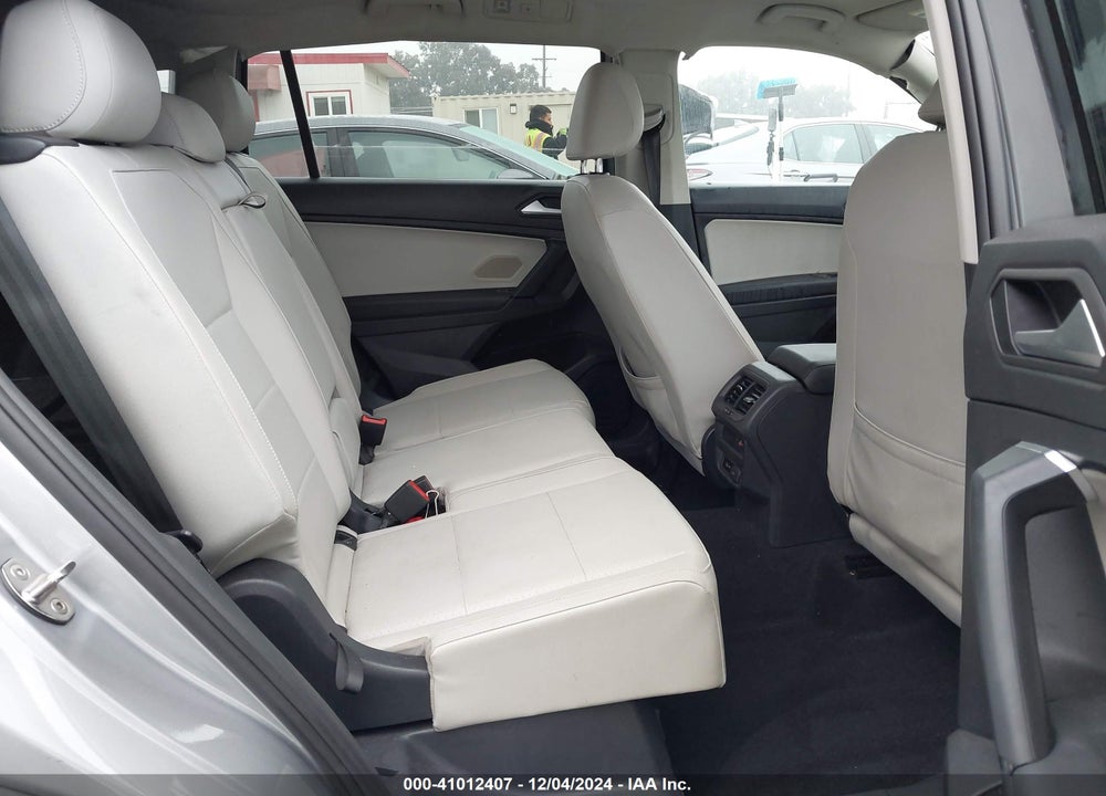 2019 VOLKSWAGEN TIGUAN 2.0T SE/2.0T SEL/2.0T SEL R-LINE/2.0T SEL R-LINE BLACK VIN: 3VV3B7AX7KM139782