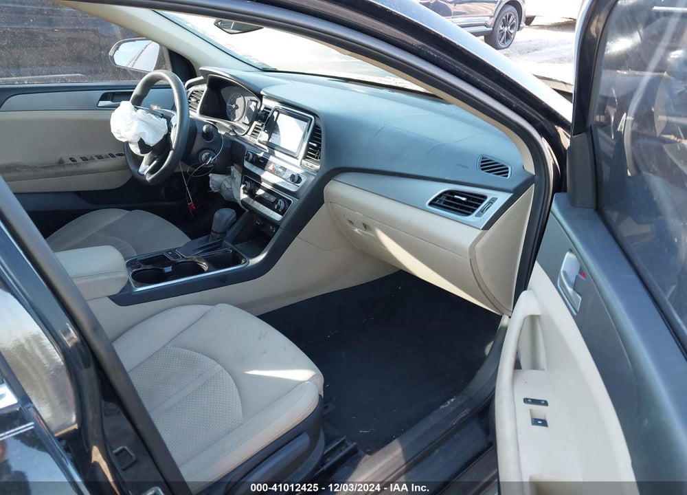 2018 HYUNDAI SONATA VIN: 5NPE24AF7JH649843