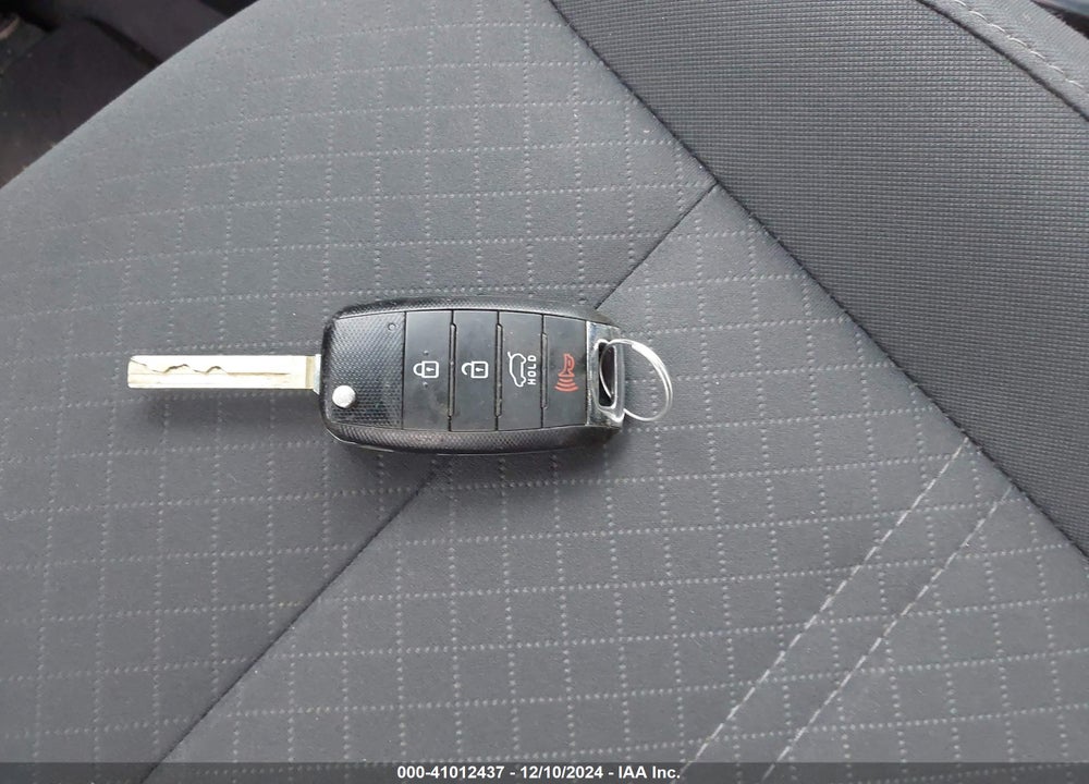 2019 KIA SORENTO 2.4L L VIN: 5XYPG4A36KG530433