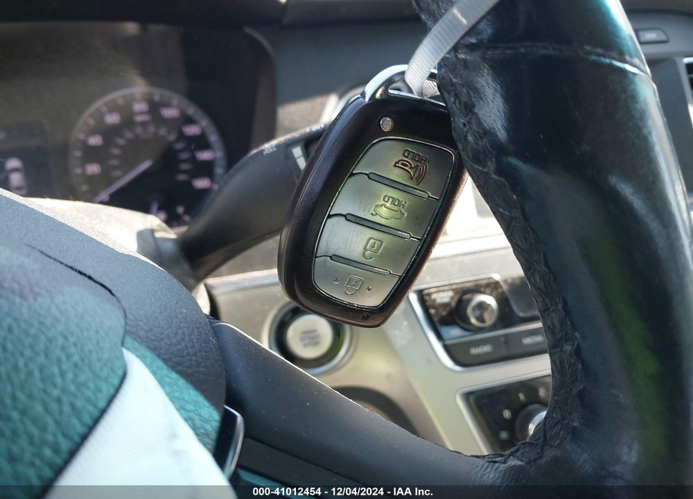 2017 HYUNDAI SONATA SPORT VIN: 5NPE34AF1HH573740