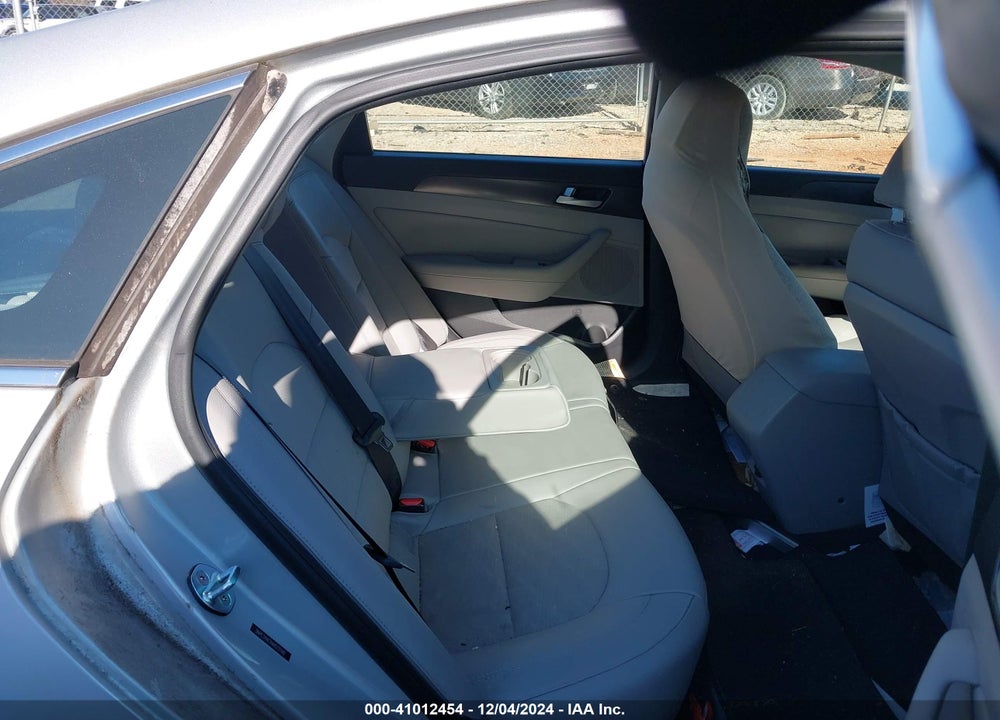 2017 HYUNDAI SONATA SPORT VIN: 5NPE34AF1HH573740