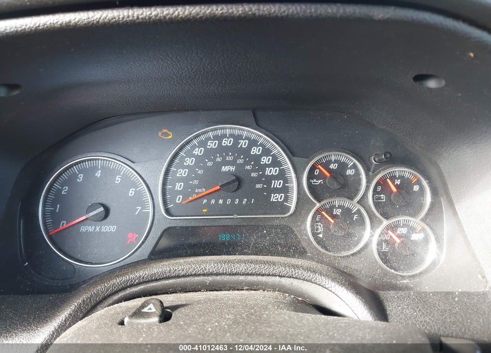 2008 GMC ENVOY SLE VIN: 1GKDT13S882132584