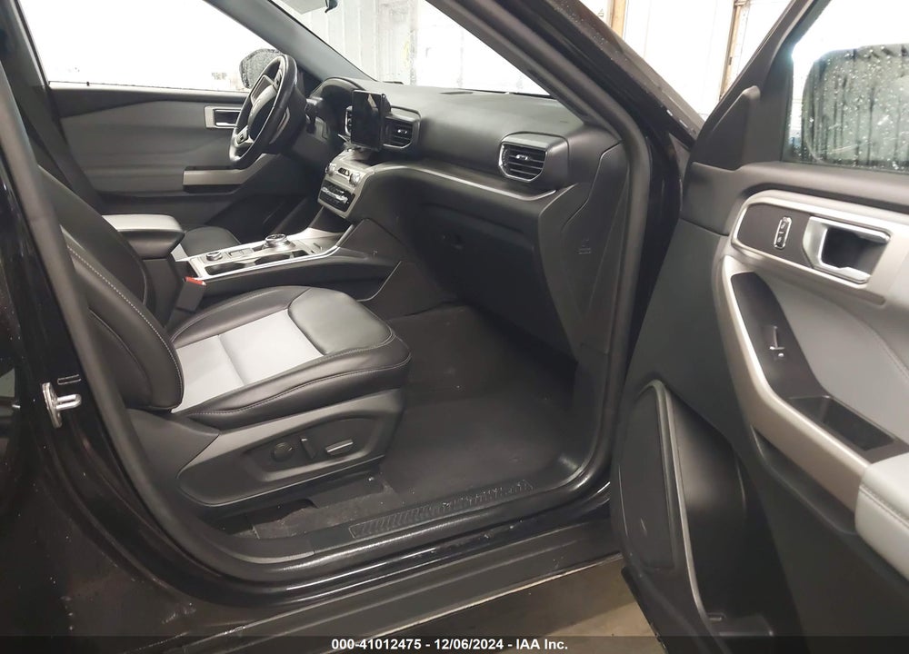 2023 FORD EXPLORER XLT VIN: 1FMSK8DH0PGA75229