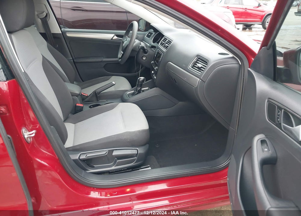 2017 VOLKSWAGEN JETTA VIN: 3VW2B7AJ8HM232340