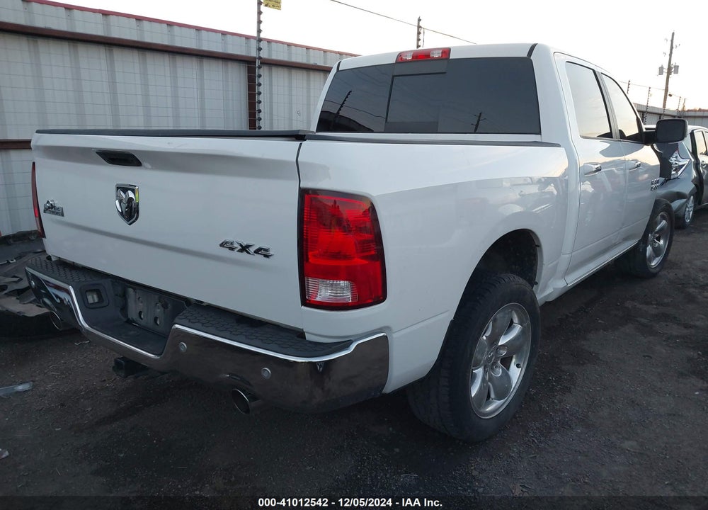 2017 RAM 1500 VIN: 3C6RR7LT7HG511909