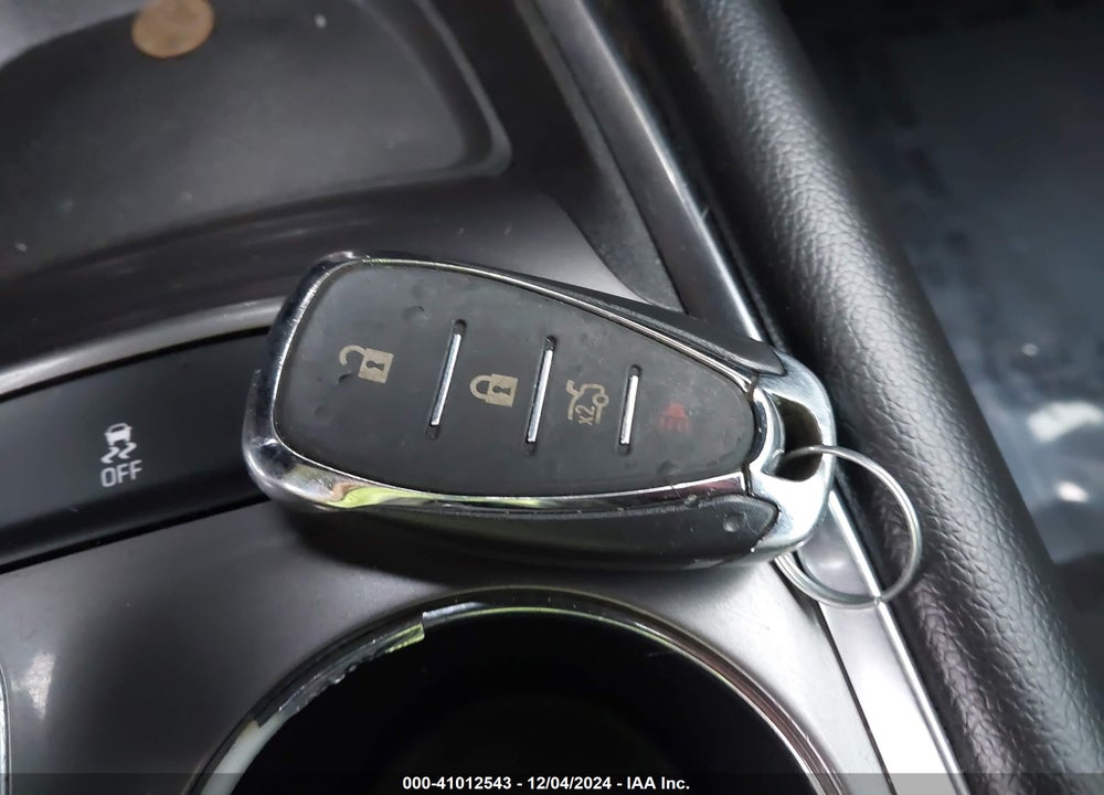 2018 CHEVROLET MALIBU LT VIN: 1G1ZD5ST6JF108677
