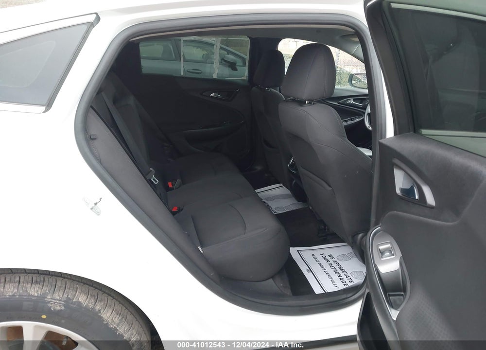 2018 CHEVROLET MALIBU LT VIN: 1G1ZD5ST6JF108677