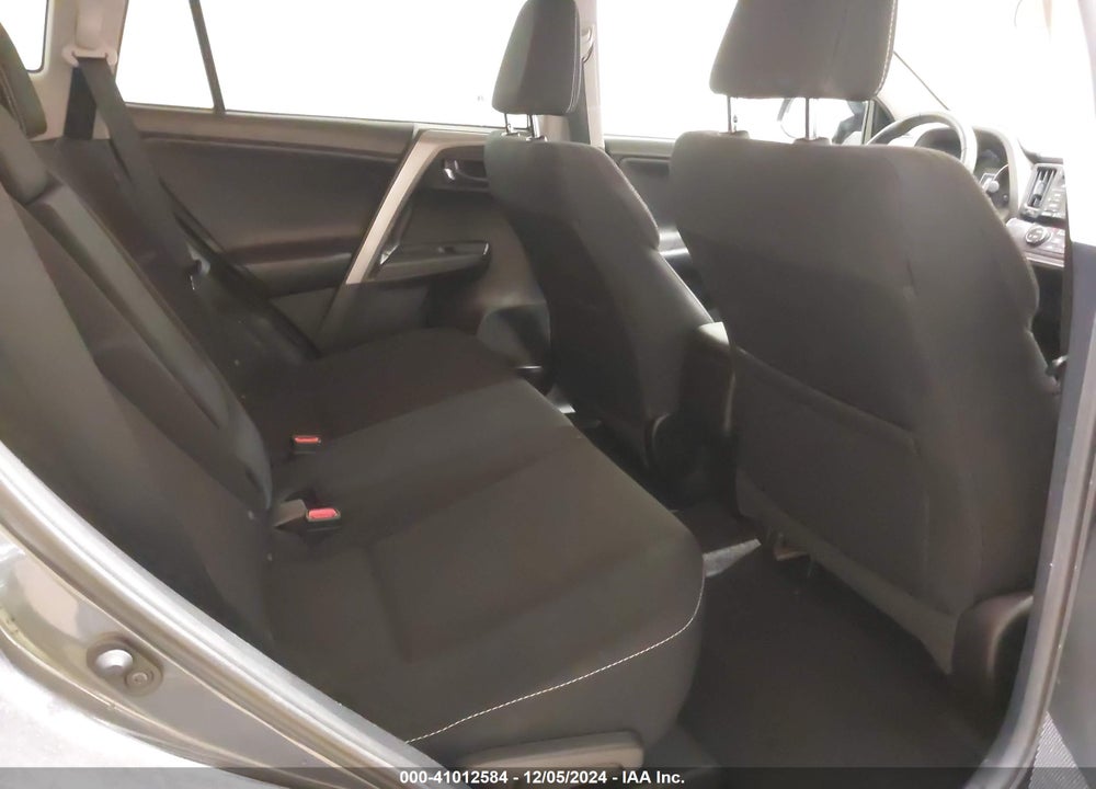 2016 TOYOTA RAV4 XLE VIN: 2T3RFREV3GW466428