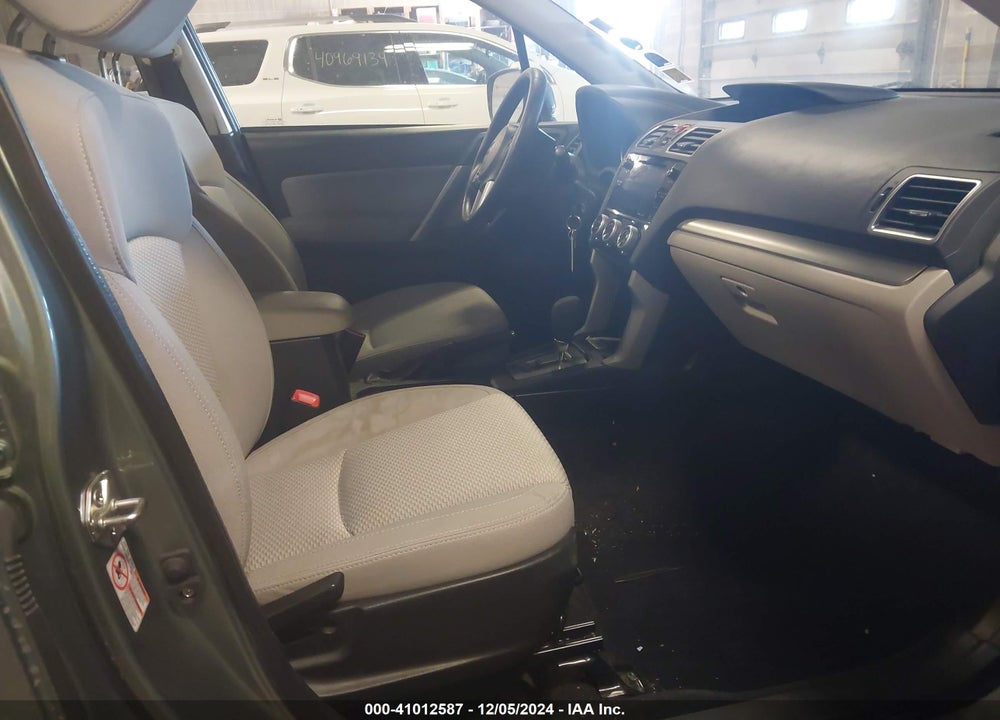 2017 SUBARU FORESTER 2.5I PREMIUM VIN: JF2SJAEC4HH481707