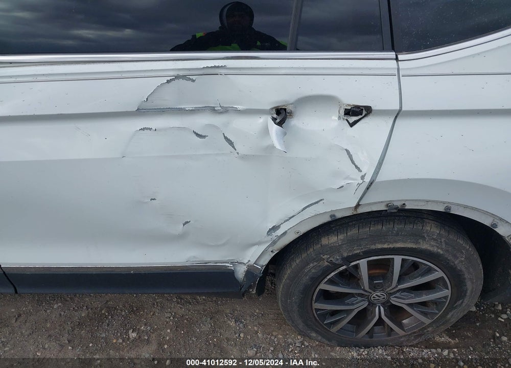 2018 VOLKSWAGEN TIGUAN 2.0T SE/2.0T SEL VIN: 3VV2B7AX5JM004424