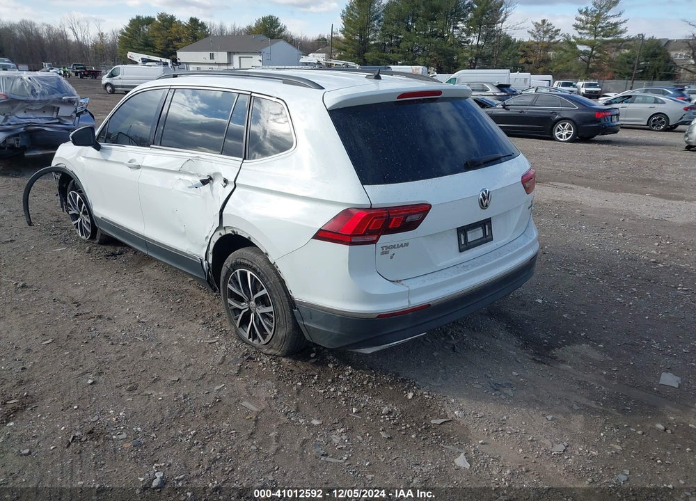 2018 VOLKSWAGEN TIGUAN 2.0T SE/2.0T SEL VIN: 3VV2B7AX5JM004424
