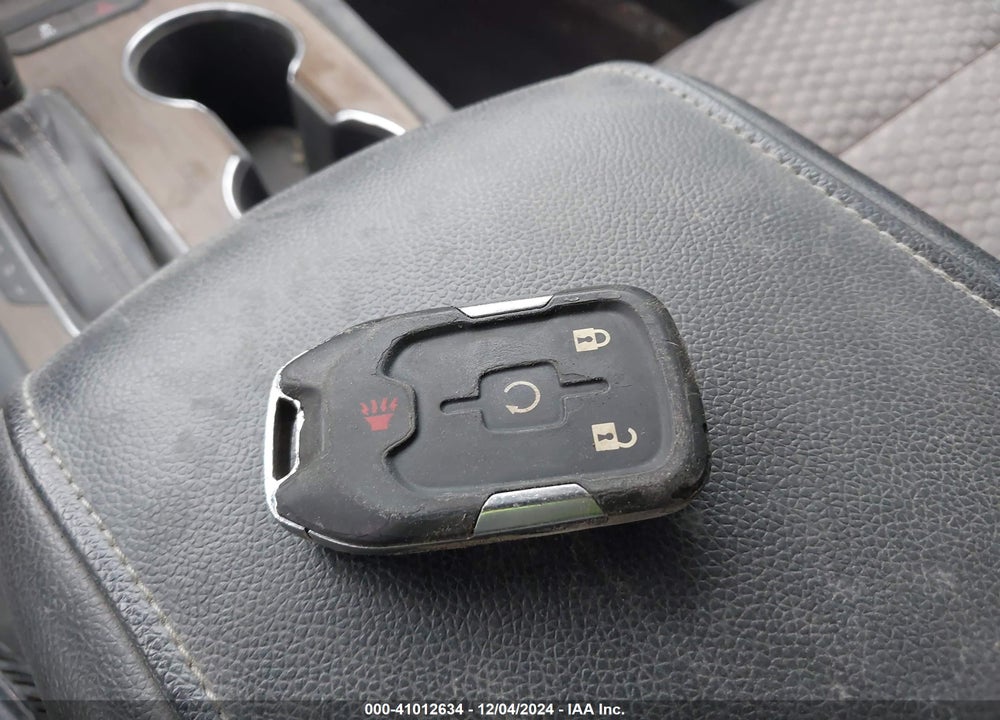 2018 GMC ACADIA SLE-1 VIN: 1GKKNKLA2JZ208411
