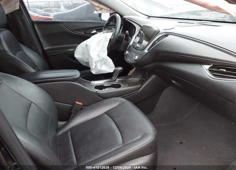 2018 CHEVROLET MALIBU VIN: 1G1ZD5ST0JF125541