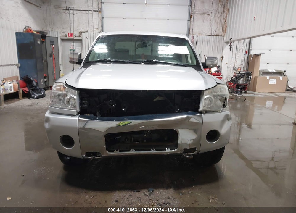 2004 NISSAN TITAN SE VIN: 1N6AA07B04N506037