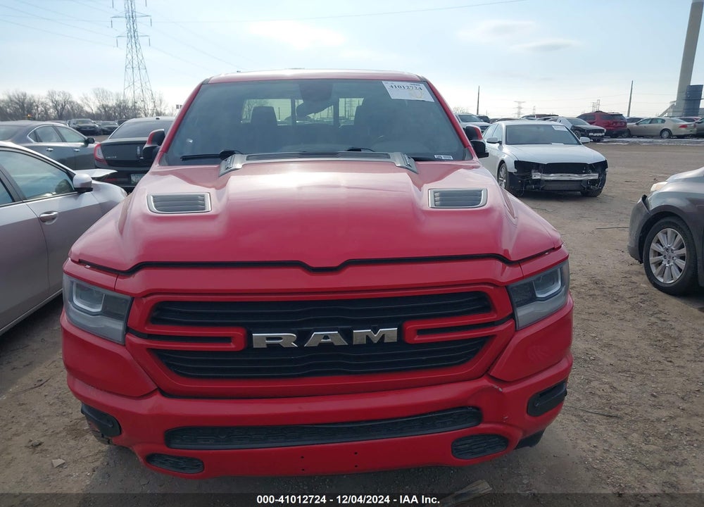 2019 RAM 1500 LAIE  4X4 5'7 BOX VIN: 1C6SRFJT6KN924952