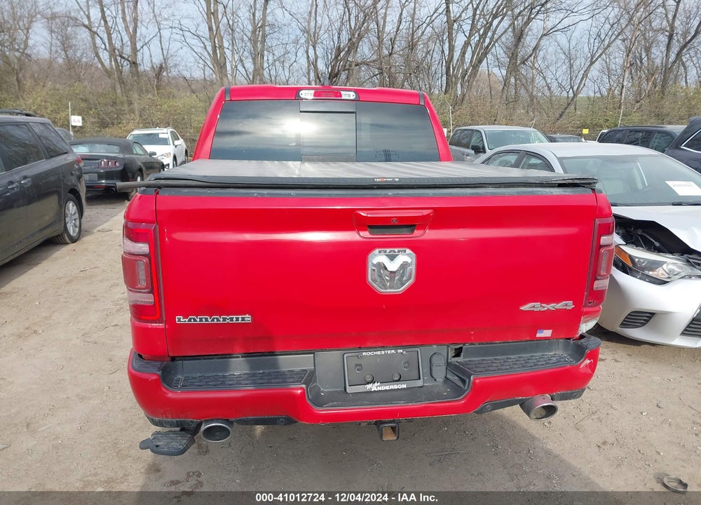 2019 RAM 1500 LAIE  4X4 5'7 BOX VIN: 1C6SRFJT6KN924952