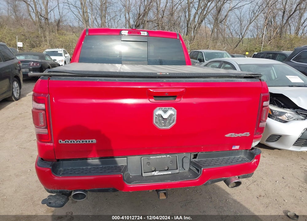 2019 RAM 1500 LAIE  4X4 5'7 BOX VIN: 1C6SRFJT6KN924952