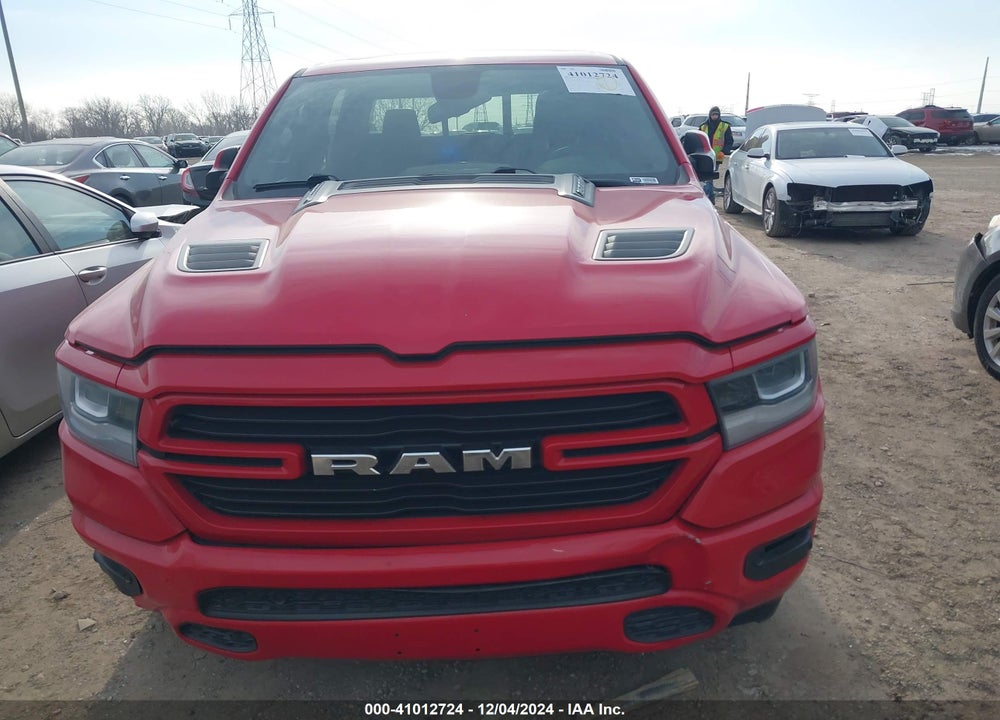 2019 RAM 1500 LAIE  4X4 5'7 BOX VIN: 1C6SRFJT6KN924952