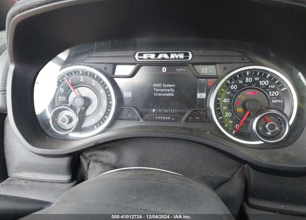 2019 RAM 1500 LAIE  4X4 5'7 BOX VIN: 1C6SRFJT6KN924952