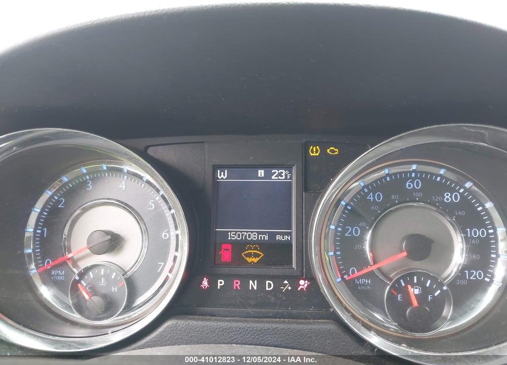 2014 CHRYSLER TOWN & COUNTRY TOURING VIN: 2C4RC1BGXER165100