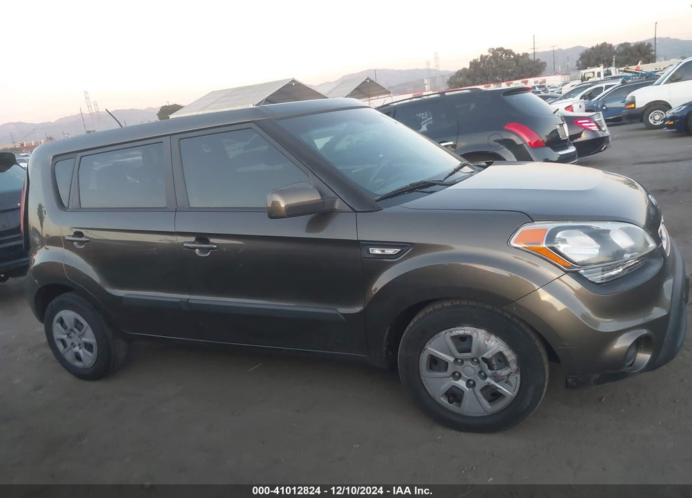 2013 KIA SOUL VIN: KNDJT2A5XD7562552