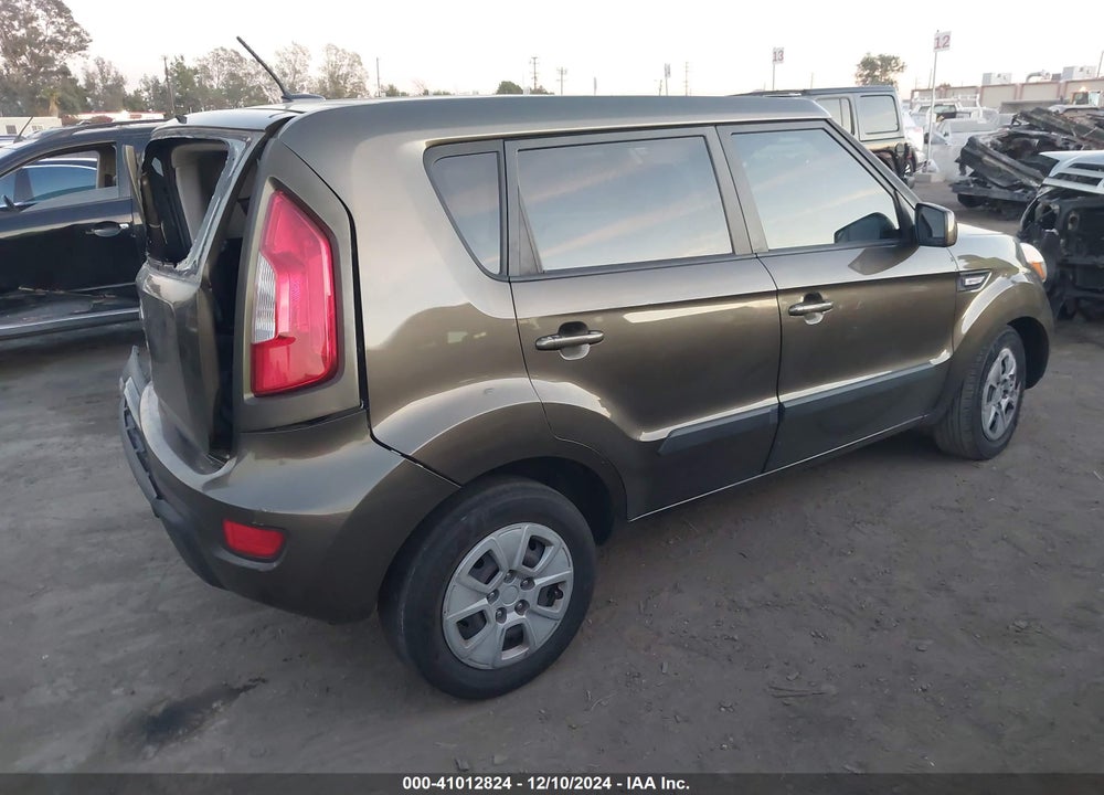 2013 KIA SOUL VIN: KNDJT2A5XD7562552