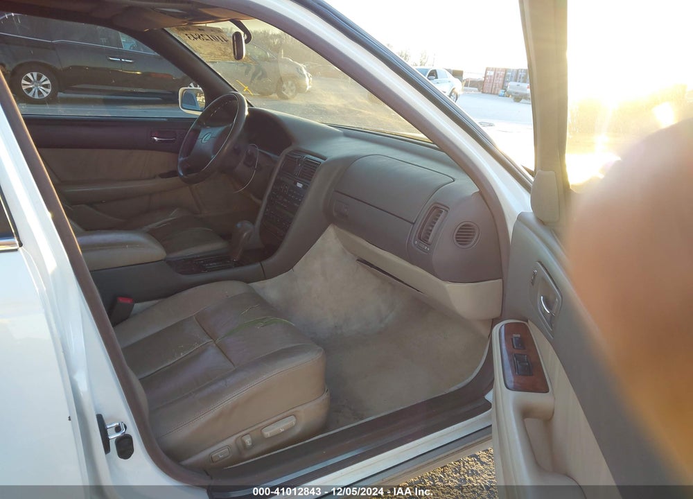 1994 LEXUS LS 400 VIN: JT8UF11E4R0214355