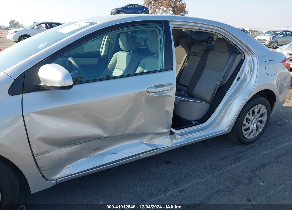 2018 TOYOTA COROLLA LE VIN: 2T1BURHE6JC083765