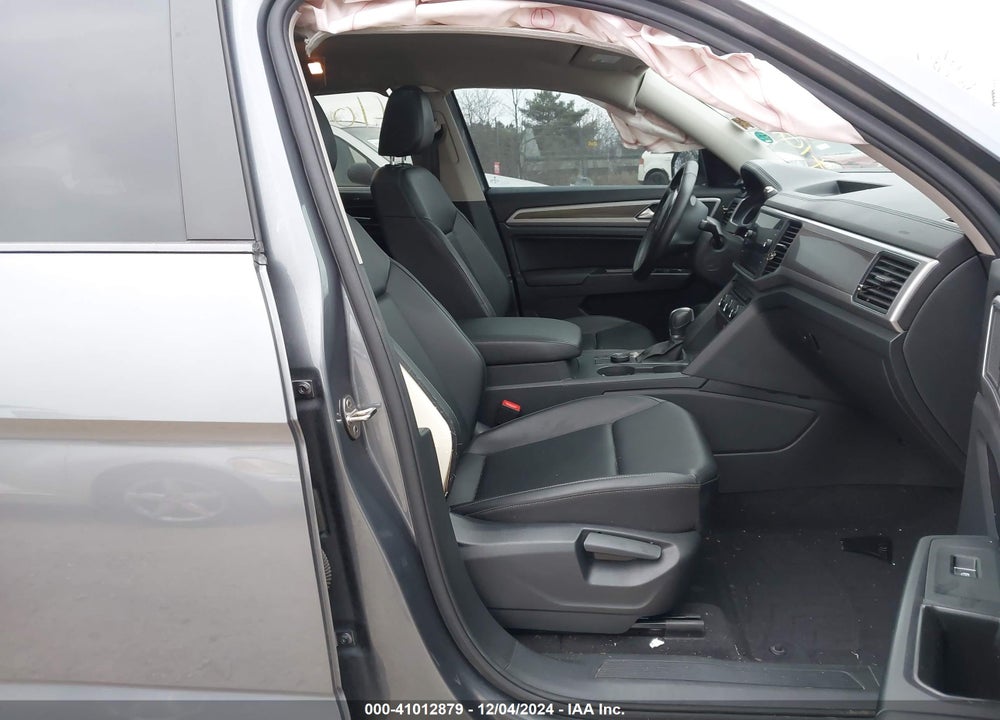 2019 VOLKSWAGEN ATLAS 3.6L V6 SE W/TECHNOLOGY VIN: 1V2UR2CA1KC589647