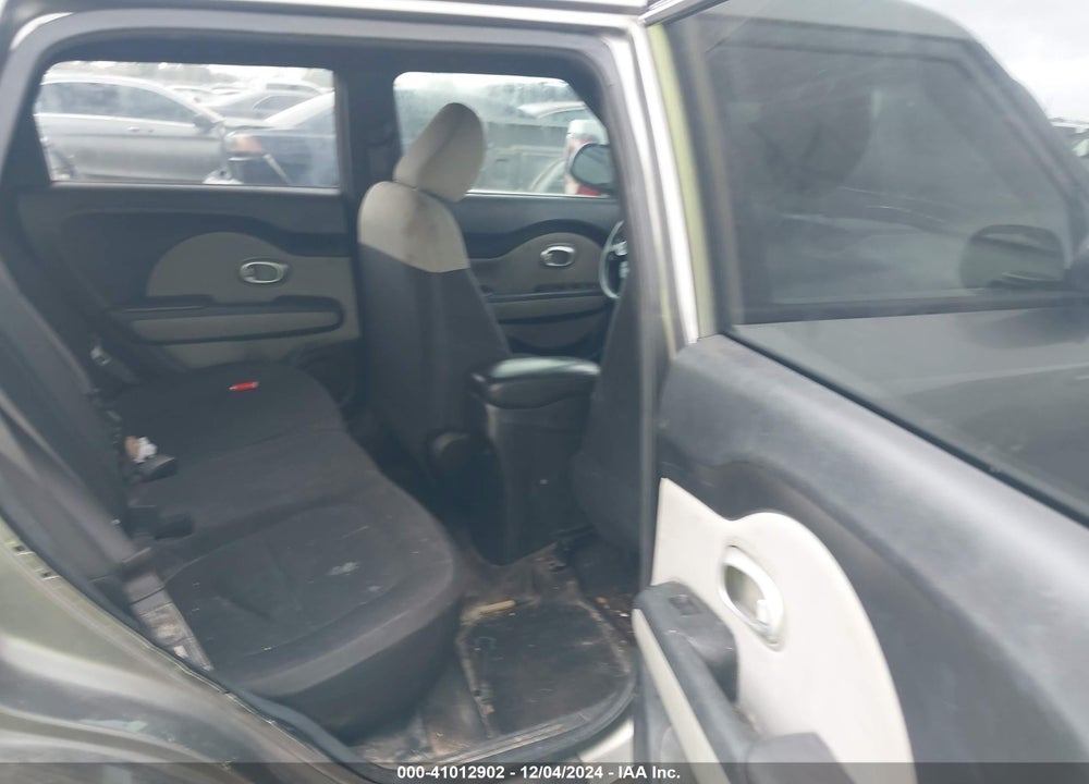 2015 KIA SOUL VIN: KNDJN2A28F7120212