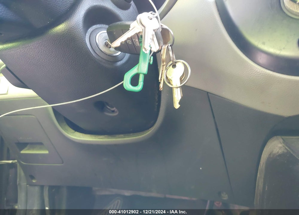 2015 KIA SOUL VIN: KNDJN2A28F7120212